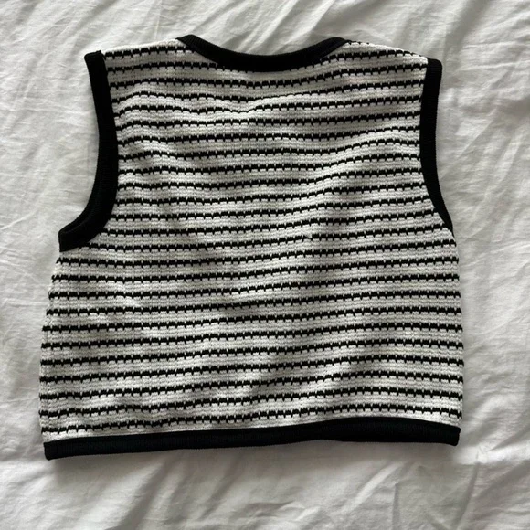 Zara Striped Gold Button Top - Picture 2 of 3